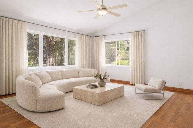 Photo - 4345 Canoga Ave