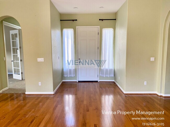 Photo - 7456 Millport Dr