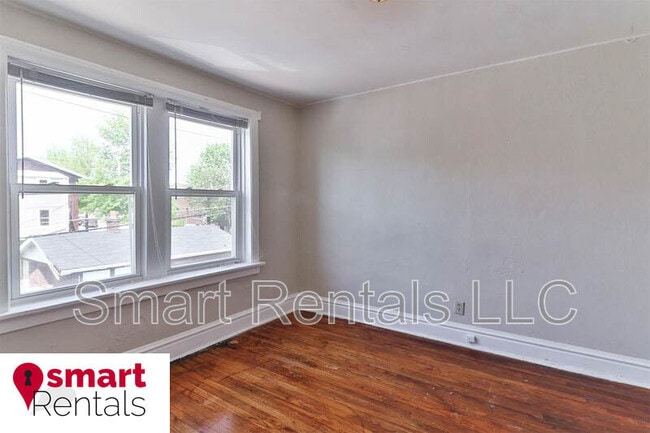 Photo - 3805 Keokuk St