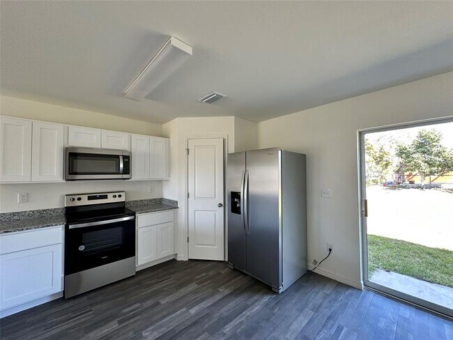Photo - 1242 Autumn St