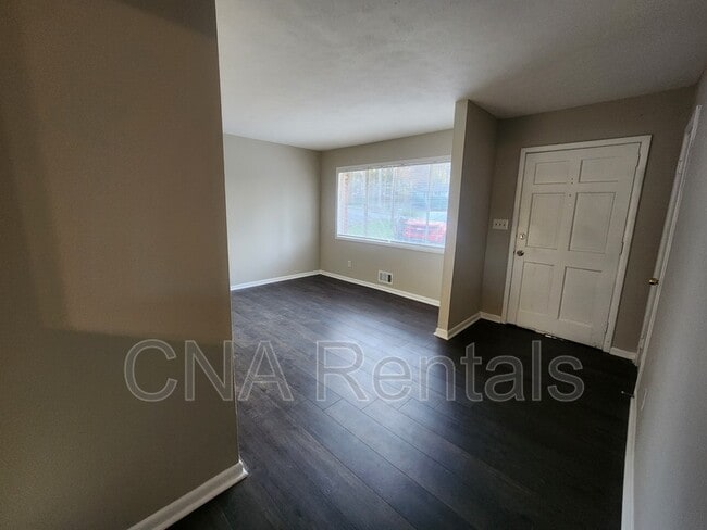 Photo - 3146 Vandiver Dr