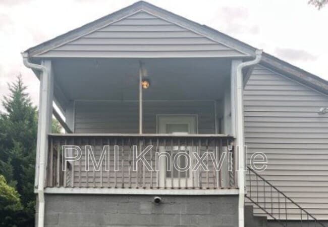 Building Photo - 809 Cates St