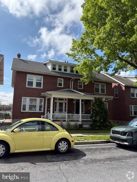 Building Photo - 112 N Miller St Rental