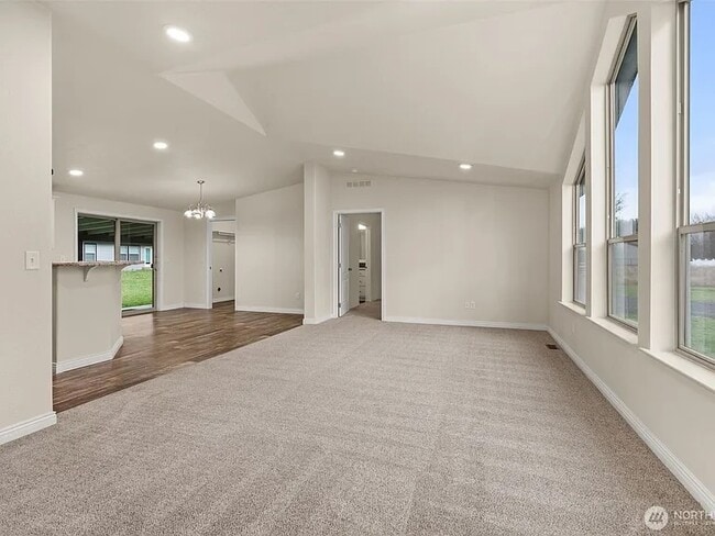 Photo - 216 Mossyrock Rd W