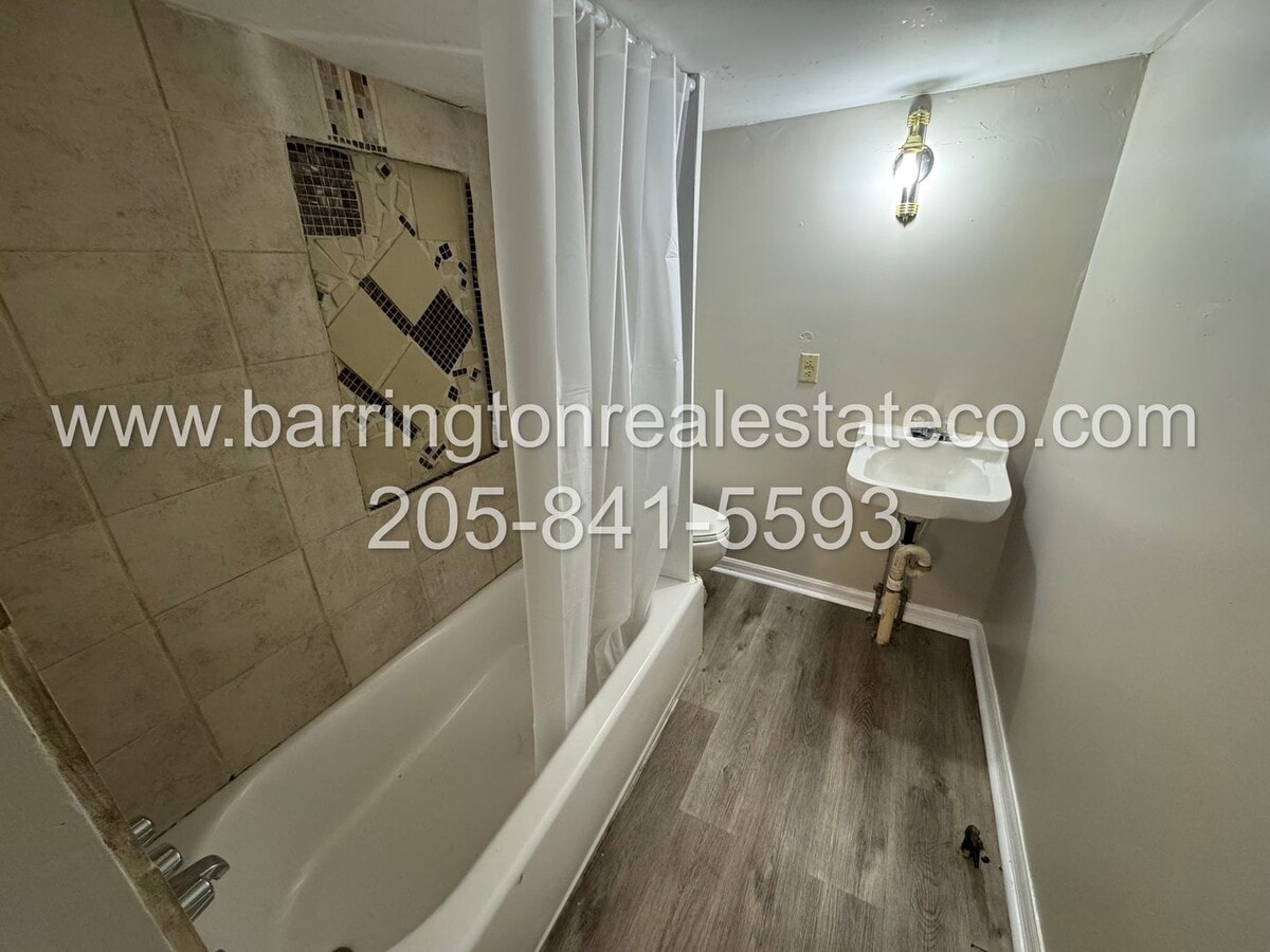 Photo - Birmingham *** APPROVED APPLICANT, PENDING DEPOSIT ***