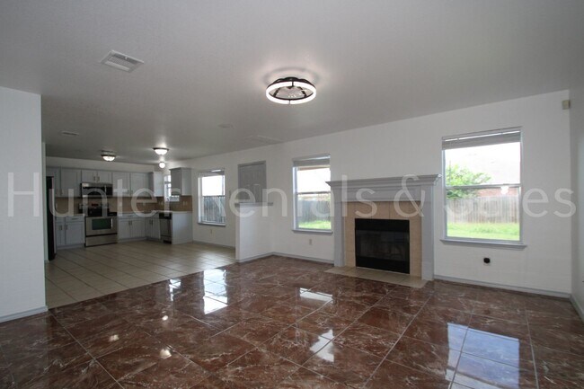 Photo - Spacious Home in the Bridgewood Community