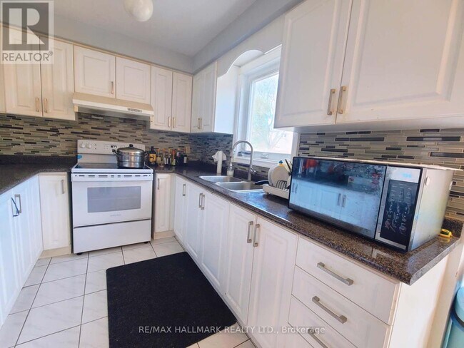 Photo - 63 Cairns Dr