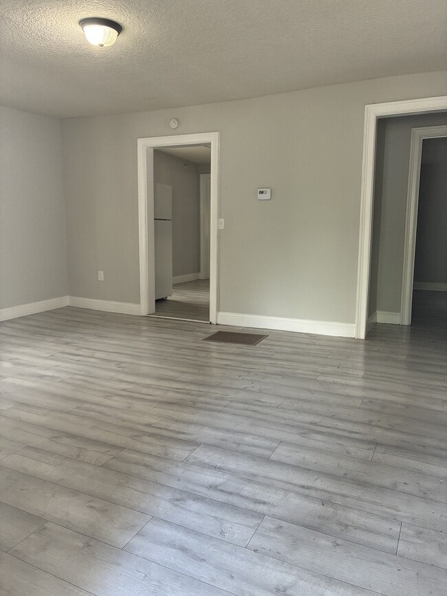 Photo - 2344 Johnson Ave
