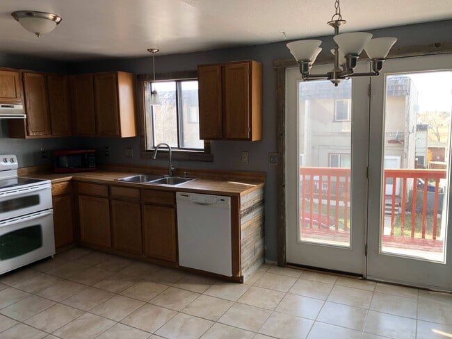 Photo - Centrally Located, 2 Bedroom Townhouse w/Garage