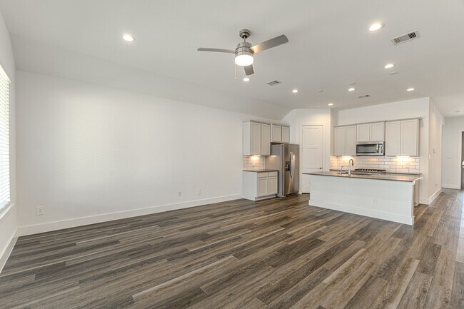 Photo - 15228 Tattle Crk Ln