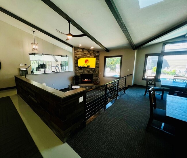 Photo - Highland Springs