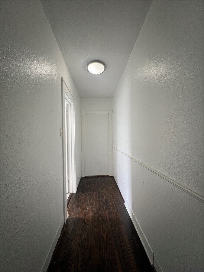 Photo - 607 Enid St Unit 2