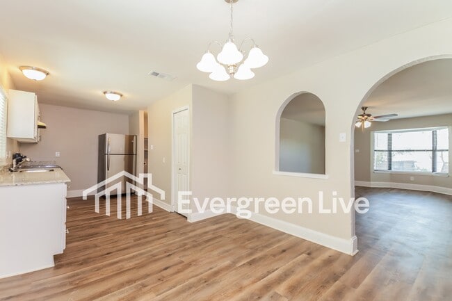 Photo - 1225 Bard Dr