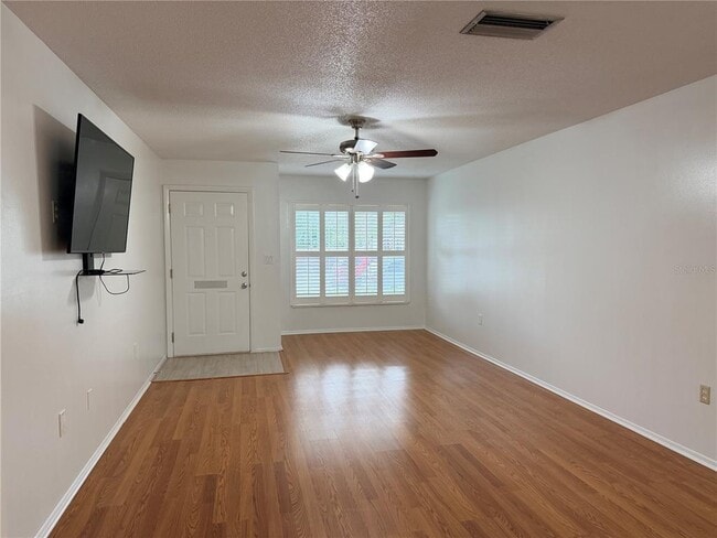Photo - 540 Cascade Cir Unit 104