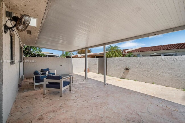 Photo - 9451 SW 6th Ln