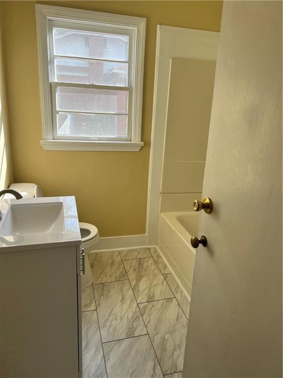 Photo - 1540 Burton Ave