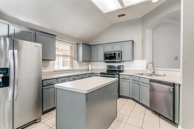 Photo - 2408 Graystone Ln