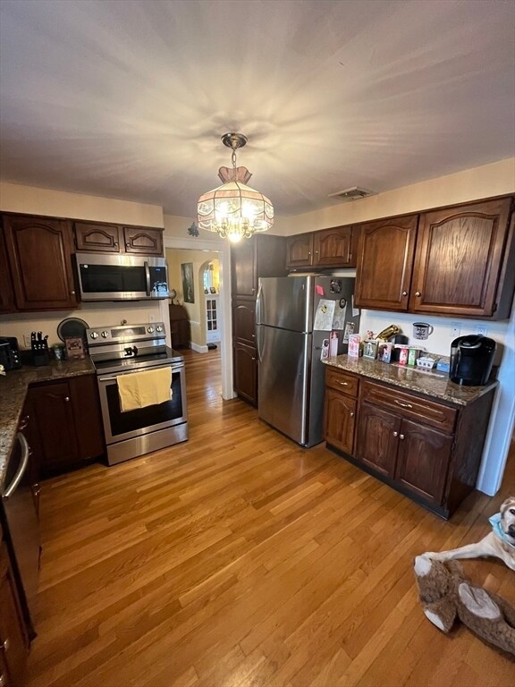 Photo - 54 Mystic St