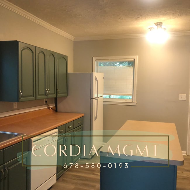 Photo - 1742 Brewer Blvd SW