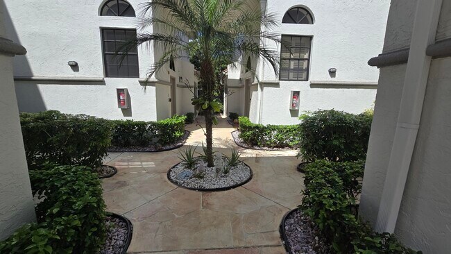 Photo - 5139 Floria Way Unit G