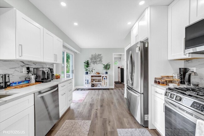 Photo - 1111 Plum Grove Cir