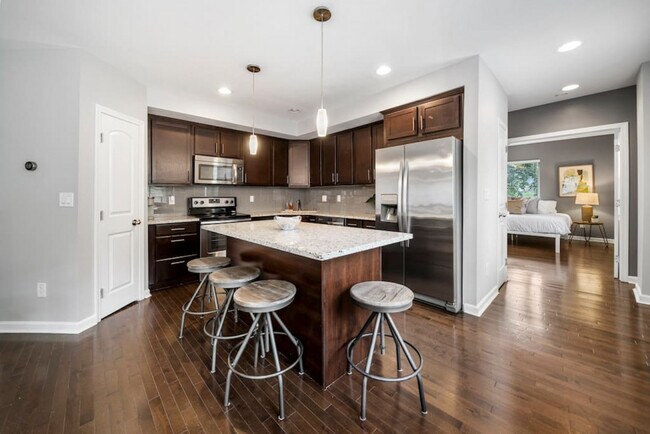 Photo - 2201 Reading Rd Unit ID1056114P