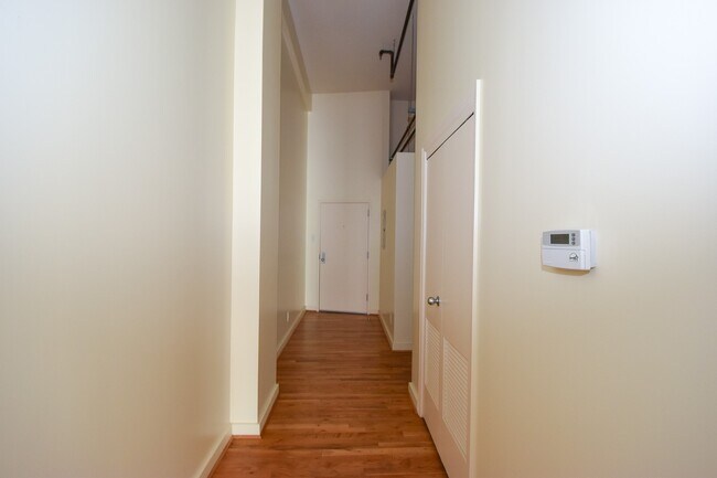 Photo - 915 Franklin St Unit 2H