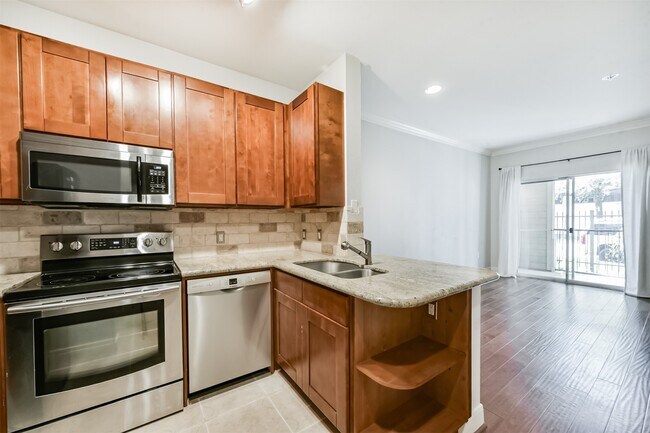 Photo - 3231 Allen Pkwy Unit 6103