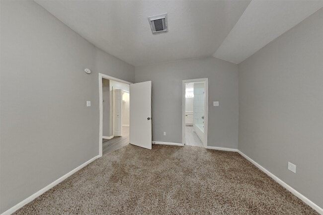 Photo - 16915 Tranquil Dr