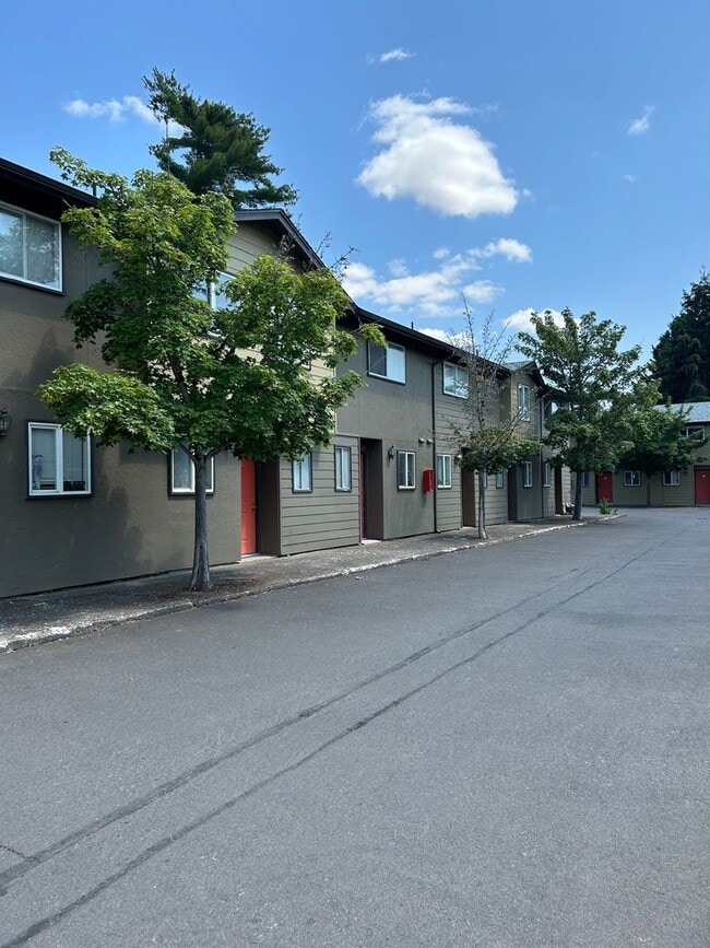 Building Photo - (749) Jackson Square - 2 Bedroom  / 1.5 Ba... Unit 034 Rental