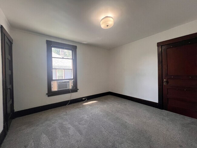 Photo - 2224 Iowa St Unit 2224 Iowa Street Upper