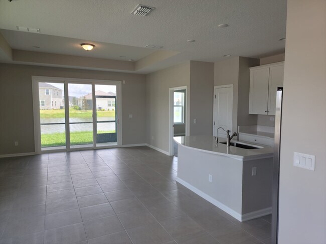 Photo - 808 Cherry Elm Dr