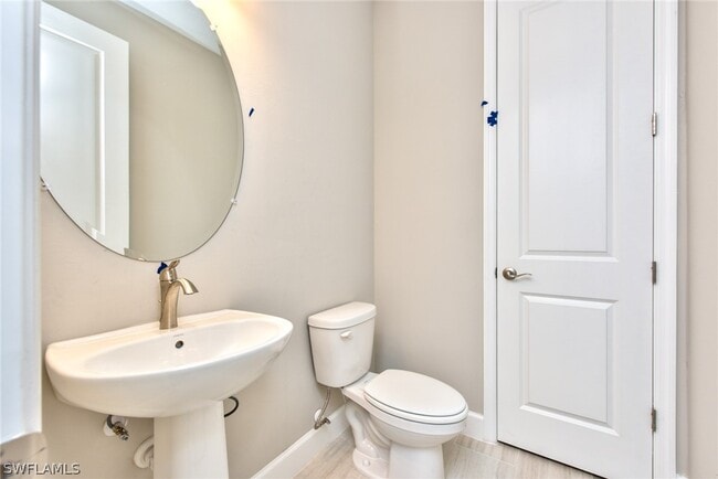 Photo - 2091 Grove Dr