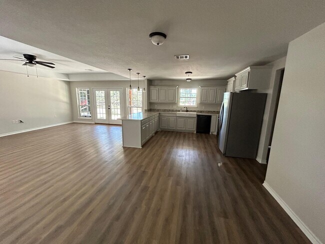 Photo - 10008 TX-321