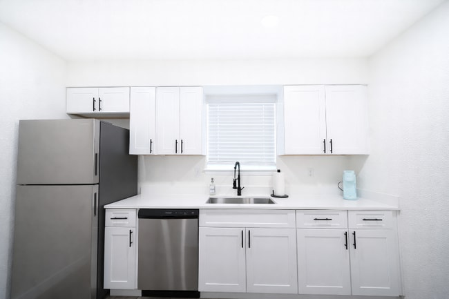 Photo - 5221 Bonita Ave Unit 207