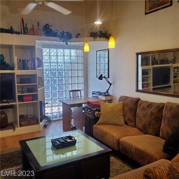 4032 Village Square Unit 0
