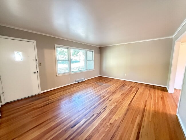 Photo - Older Home Large Yard 3 bedroom