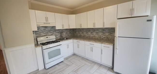 Photo - 641 Ferry St Unit 1st