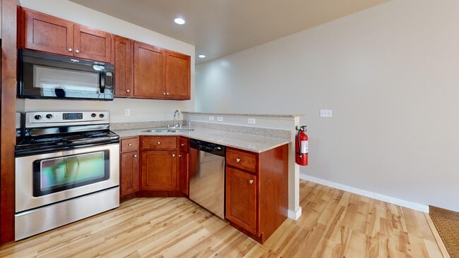 Strata Estates of Watford City