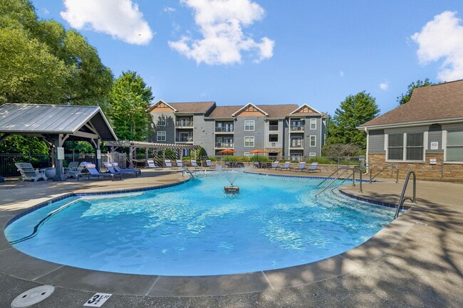 Photo - Fountains at Meadow Wood