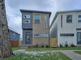 Photo - 2411 Middle St