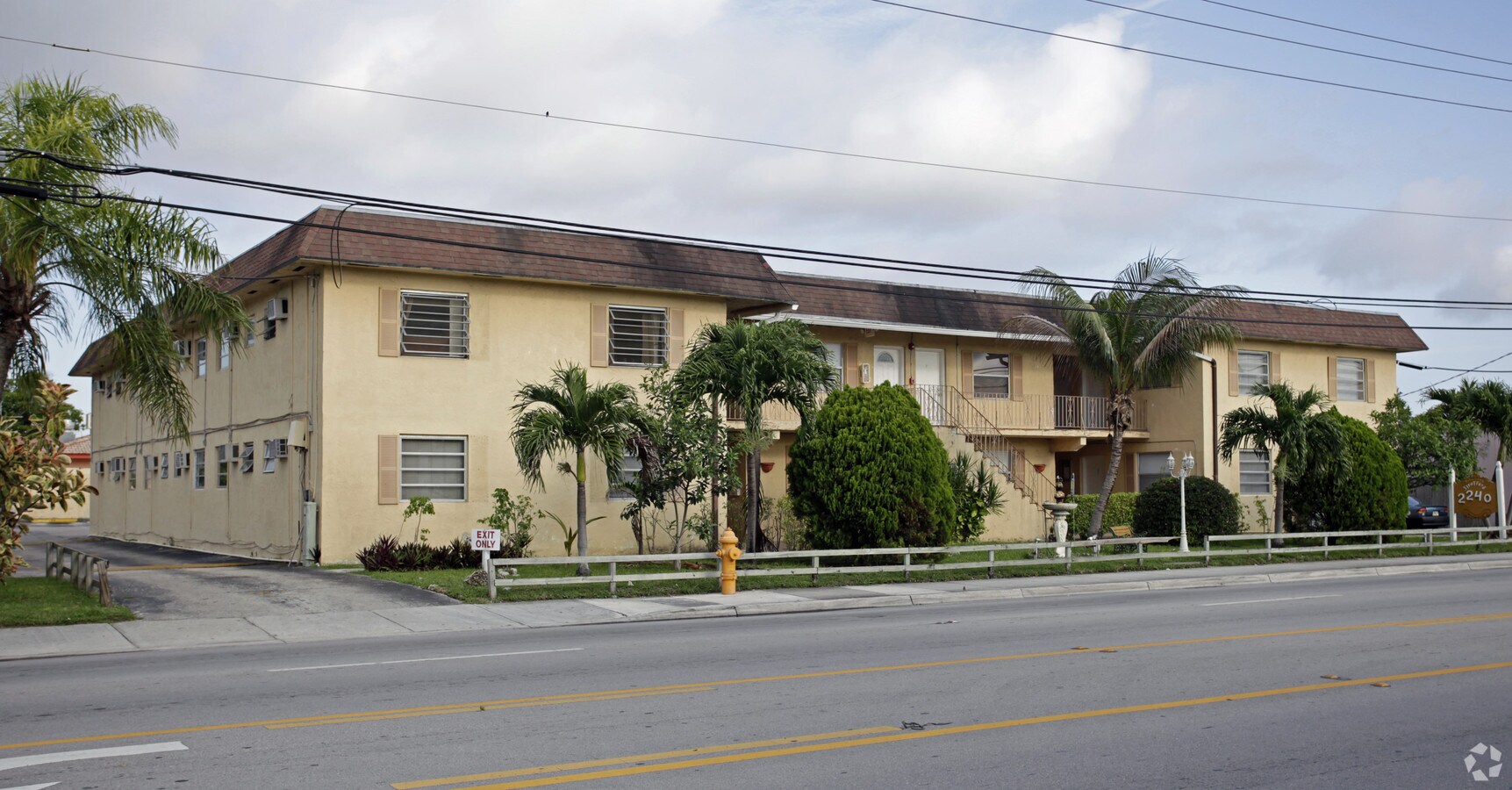 2240 Ludlam Rd - 2240 Ludlam Rd Apartments