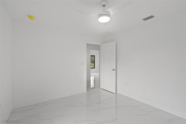 Building Photo - 5013 27th St SW Rental