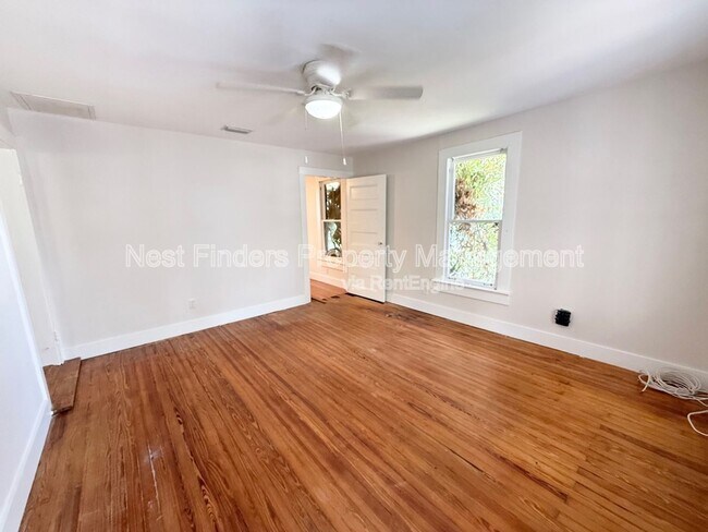 Photo - 2145 Oak St Apartamento