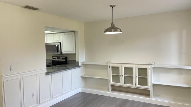 Photo - 892 Sunridge Dr