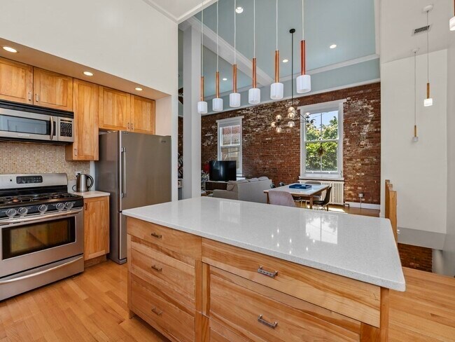Photo - 35 Saratoga St Condo Unit 2