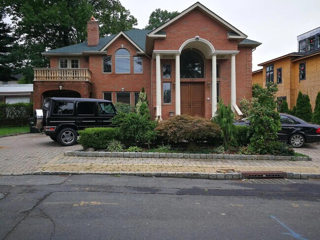 Photo - 76 Euclid Rd House