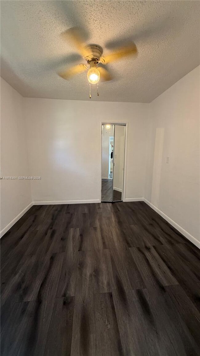 Photo - 1913 Harding St Unit 3