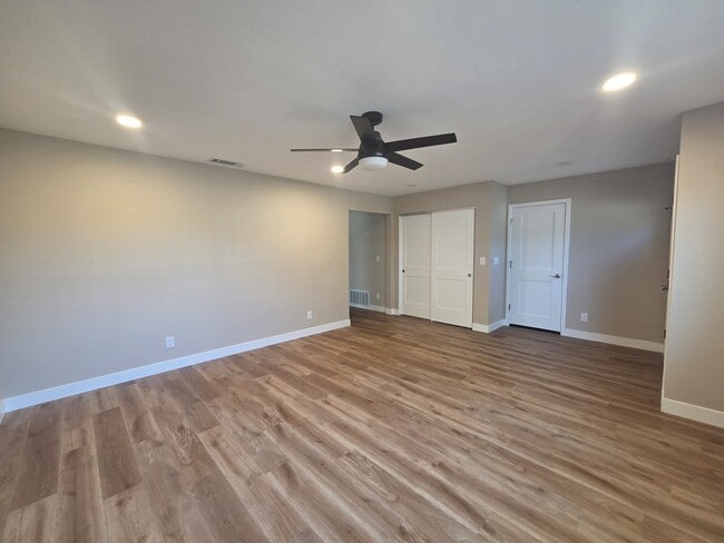 Photo - 1337 Cottonwood Dr
