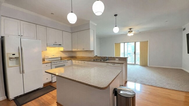 Photo - 230 Nat Turner Blvd